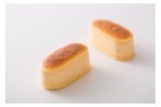 【菓子工房アントレ】　髙木チーズ　12個入れ　菓子工房アントレ　船橋　チーズケーキ　スフレチーズケーキ　皆川牧場　押木養鶏場