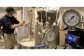 仕込みの様子。素材や機材に頼ることなく人の目で丁寧に作り上げます。