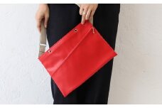 No.246-10 上質で上品でシンプルなショルダーバッグ「saco」（レッド） ／ 雑貨 日用品 鞄 千葉県