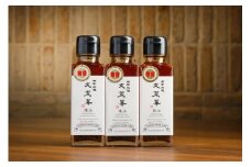 “吉野ハーブファーム”産唐辛子使用自家製辣油　3本セット〈 ラー油 調味料 山椒 唐辛子 中華調味料 ごはん 白米 餃子 チャーハン シュウマイ 麻婆豆腐 冷奴 スープ 鍋 自家製 辛口 激辛 辛 四川 中華 美味しい プレゼント 贈り物 お土産 人気 文菜華 〉