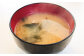 解凍し刻んだ”はばのり”にお味噌汁を注ぐだけで、磯の香り豊かな「はばのりみそ汁」がお楽しみいただけます。