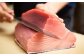 マグロを丸ごと一本仕入れて加工しているヤマトならではの返礼品です。