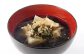 軽くあぶって揉んだはばのりを、お雑煮にたっぷりふりかけて。お味噌汁の具材や、おつまみとしてもお召し上がりいただけます。