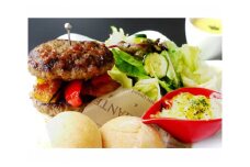 カフェ・デ・カルム お食事券 ハンバーグランチ 2名様分 / 隠れ家 ハンバーグ ランチ ペアチケット ペア 食事券 チケット カフェ 駅前