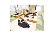 登録者7万人の人気YouTuber整体師「まみ先生」が院長を務める整体院の整体施術4回券【1631021】