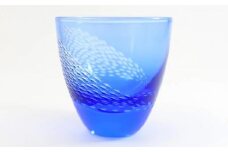 回遊展開青藍 冷酒杯 | 切子 切子ガラス ガラス工芸 グラス ガラス コップ 手作り ぐい呑み 家飲み 酒器 ハンドメイド 手作り ギフト 贈答 プレゼント