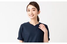 レピウスの白衣 【レディース】 リボンパイピングスクラブ / ネーム刺繍付き (サイズ：Sサイズ、カラー：ネイビー)