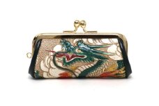 【文庫屋大関】印鑑ケース 龍＜緑＞【皮革工芸品】牛革 小物入れ 小銭入れ お祝い ギフト プレゼント 東京 [№5619-1928]