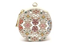 【文庫屋大関】マカロンポーチ 花菱【皮革工芸品】 ポーチ ミニポーチ 小物入れ アクセサリー入れ イヤホン入れ 収納 保管ケース 手のひらサイズ  本革 革 皮革 工芸品 工芸 雑貨 ギフト プレゼント 日本製 東京 [№5619-2237]