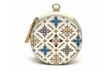 【文庫屋大関】マカロンポーチ レース【皮革工芸品】 ポーチ ミニポーチ 小物入れ アクセサリー入れ イヤホン入れ 収納 保管ケース 手のひらサイズ  本革 革 皮革 工芸品 工芸 雑貨 ギフト プレゼント 日本製 東京 [№5619-2262]