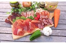 世界が認めた「ブラウエンベルグ」 おつまみ生ハム 食べ比べセット