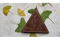  鳥とイチョウの三角のケース （茶色）| いちょう ブラウン 小物入れ おしゃれ 贈答用 ハンドメイド 送料無料 東京 八王子