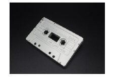  音楽好きに贈りたいカードケース　CASSETTE→CARD CASE | カードケース カセットテープ 音楽 レトロ ギフト 名刺入れ おしゃれ 送料無料 東京 八王子