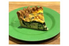 Adam’s awesome PIE ほうれん草とベーコンのキッシュ 1台