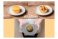 プレーンマフィン（左上）、チョコナッツマフィン（右上）、抹茶チョコレートマフィン（下）