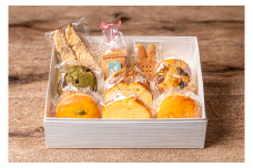 【選べるマフィン：オレンジとクランベリー】やきがし屋・人気のお菓子詰め合わせ　10種の焼き菓子（マフィン・パウンドケーキ・クッキー）