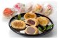 こだわりの素材を中に入れて焼き上げたパイのお菓子です。
季節のおいしさをどうぞ。