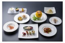馬車道中国料理　水綾閣［ランチ・ディナー］料理長お薦めコース　ペアお食事券