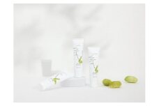 【母の日ギフト】＜国産グリーンシルク配合＞Mayuco ハンドクリーム 50g