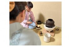 月一回、地元の小学校に通う子どもたちと”おもてなし”の育み、茶道体験