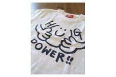 鎌倉ブランドの老舗「KAMAKULAX」の定番オリジナルHUG POWER ! Ｔシャツ【ホワイト】Mサイズ