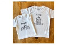 2人兄弟姉妹でおそろい/パンケーキ Small×Large プリント/ Tシャツ2枚組ギフトセット【出産祝い・誕生日・ギフト・プレゼント】（100cm×150cm） [№5875-7280]0656