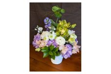 [定期便／12ヶ月] 季節を感じるお花をお届け (フラワーアレンジメント) 毎月お届け 花の店NOBUプロデュース｜花 定期便 アレンジ お花 はな フラワー 伊勢原市 [0616]