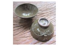 ＜飯碗＞ 素朴なイッチン模様が可愛く、使い勝手のよい夫婦茶碗 うつわ陶芸家高田リリー律子作【1058212】