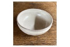 小鉢 (陶器)  人気の粉引き 使い勝手の良いうつわ  陶芸家高田リリー律子作【1374087】