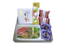 和菓子 老舗 和菓子セット いちじく 羊羹 もち 金子屋老舗 無花果 映日果 一熟 あんこ anko 白あん 白餡 赤あん 赤餡 餅 セット 詰合せ 贈答 ギフト プレゼント お祝い 菓子 銘菓 名物 国産 新潟県 新潟 新発田市 新発田 C44_02