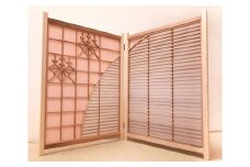 杉材使用のミニ屏風「組子屏風（二面屏風）」《サイズ（片面）：約H600mm×W430mm》木を曲線に曲げ、組子を取り入れたデザイン 職人の手作り オリジナル商品 加茂市 高井建具