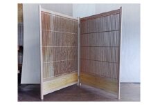 世界で一つだけの屏風「杢出屏風」《約H113cm×W73cm（開放時：約146cm）》天然杢目板を杢目通り割り順序よく元の杢目に組みつけた製品 加茂市 関本建具店