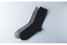 《絹生活研究所》内側シルク靴下2足セット（メンズM)