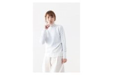 タートルネック プルオーバー (シロ) サイズL~LL レディース 服 ファッション おしゃれ 日本製 オールシーズン インナー 無地 贈り物 祝い 誕生日 卒業 プレゼント ギフト クリスマス 選べる3色 新潟県 見附市
