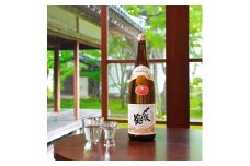 〆張鶴 雪 1800ml×1本 1014003
