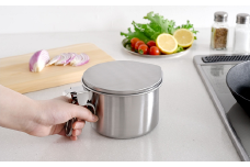 小さなオイルポット For 油 (ユウ)【 調理器具 キッチン用品 キッチングッズ キッチンツール オイルポット ステンレス製 燕三条製 】 FC011011