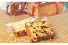 0106ロイヤル胎内パークホテル 米粉のパウンドケーキ