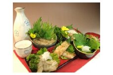 ぷりぷりっ！贅沢4点セット（シロエビ刺身・殻付きシロエビ・シロエビ・甘えび昆布〆）