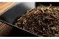 お茶の「茎」の部分を焙煎したほうじ茶。加賀棒茶はこの茎の部分を焙じたほうじ茶です。