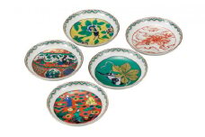 [№5784-0899]九谷焼　4.2号皿揃　時代絵 （5枚セット）a01