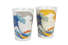 [№5784-1058]九谷焼　 ペアフリーカップ　北斎　波　a04