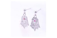 ＜Do＿goods＞古墳時代の造形美　棘葉形杏葉 ルビー シルバーピアス 659-874-R_goods＞古墳時代の造形美　棘葉形杏葉 ルビー シルバーピアス 659-874-R【1490358】