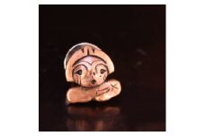 ＜Do＿goods＞縄文時代の息吹を　純銅製 土偶「いっちゃん」ピンブローチ  659-297_goods＞縄文時代の息吹を　純銅製 土偶「いっちゃん」ピンブローチ  659-297【1490645】