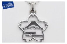 【ハンドメイドアクセサリー】春 富士山ペンダント