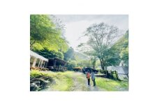 ＜山水徳間の里＞トレーラーハウス宿泊券【1550192】