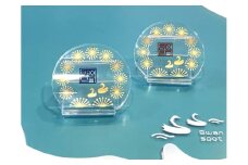 【SUWAプレミアム認定商品】箸置き 2個セット(青×１・赤×１)／ 信州諏訪ガラスの里 目黒工芸社 諏訪アクリルラボ アクリル 彫刻 白鳥 花火 模様 信州 長野県 諏訪 諏訪市 【11-69】