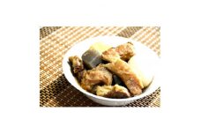 ＜中野市返礼品＞国産 馬肉小間肉(スジ肉・すね肉) ボイル 2kg【1504688】