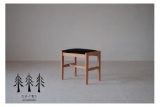 ウッドスツール
ウッドスツール　『mina no mori StoolA(woodFrame)　〈ミナノモリ スツールA（ウッドフレーム）〉』　信州南相木村産のカラマツを100％使用したベーシックなスツール。様々な用途で永くご利用頂きたいベーシックなウッドスツールです。ご入学祝、お引っ越し祝い等の贈り物・ギフトとしてもご利用ください。【スツール、チェア、椅子（いす）】