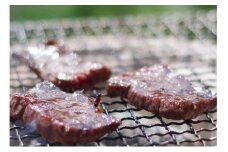 鷹山ファミリー牧場で大切に育てたプレミアム牛肉500gパック