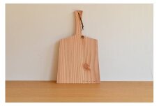 034-001【使い込むほど風合い増す】県産材を使用したカッティングボード（唐松）
